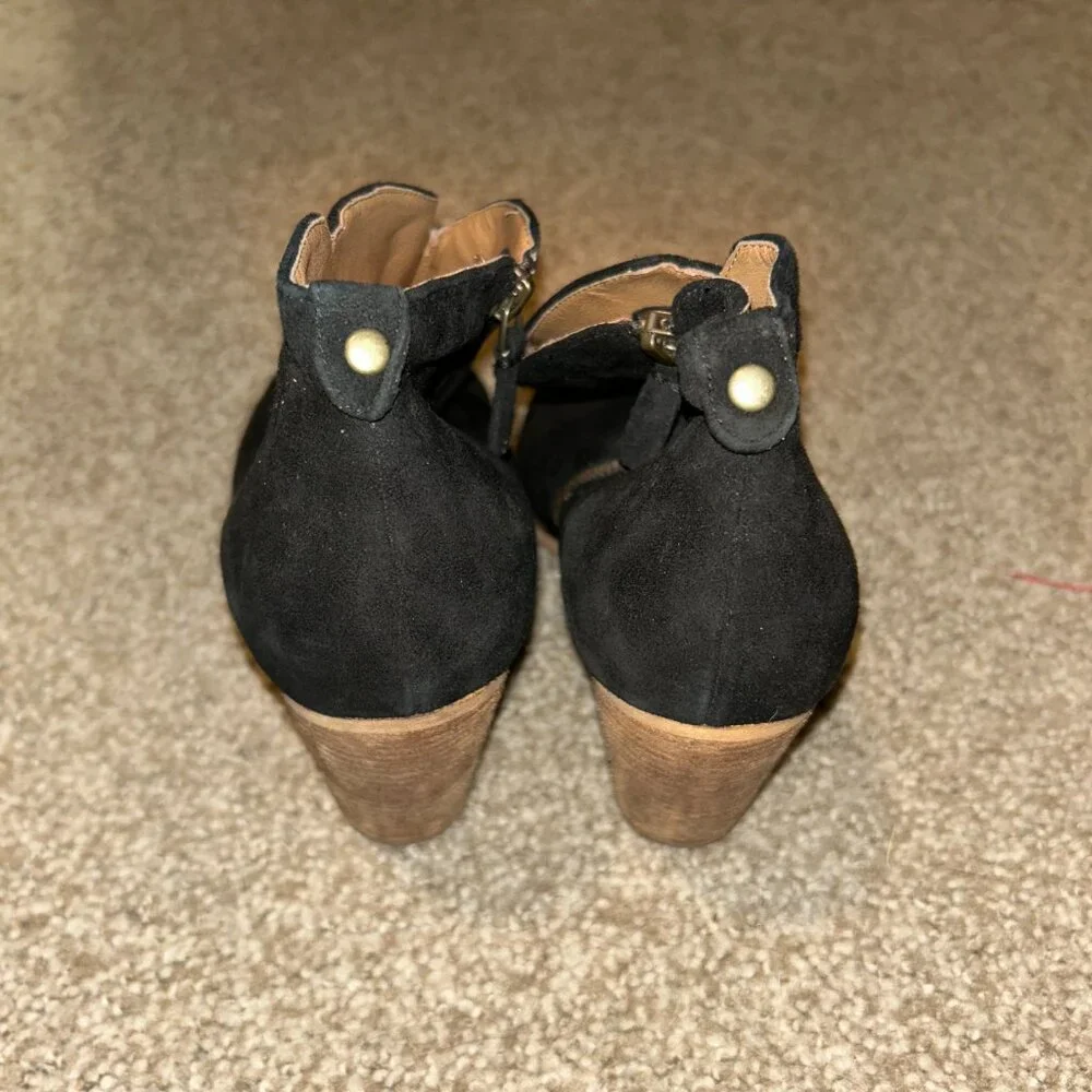 Booties - Picture 3 of 5